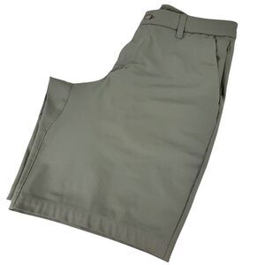 Lululemon Commission Shorts Relaxed 11" Mens 32 Gray Sage Golf Performance